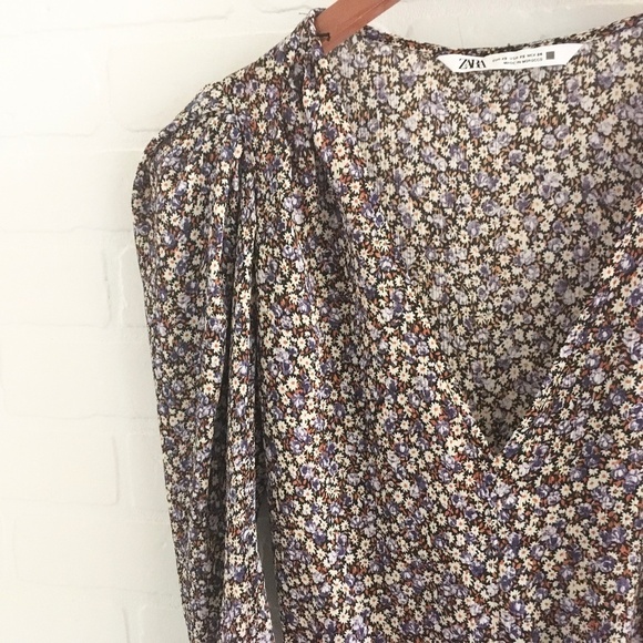 ZARA Mini Dress Floral Print Daisies Ruched Long Sleeve Sz Pleated Lavender XS - Picture 6 of 15